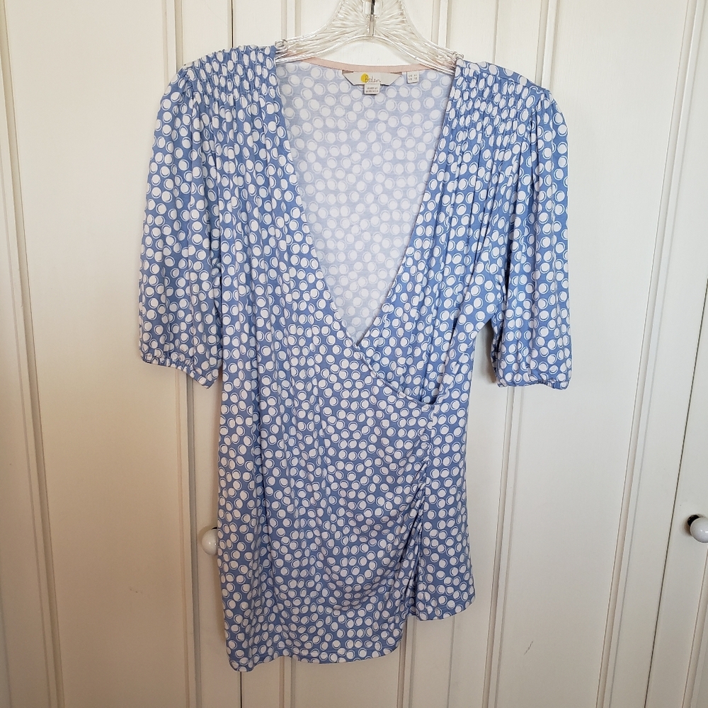 Boden wrap top sz 10